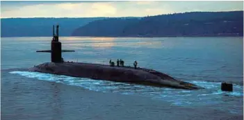  ??  ?? (Top) An artist’s rendering of the planned Columbia class submarine; (above) US Navy’s Ohio class ballistic missile submarine.