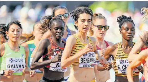  ?? FOTO: IMAGO IMAGES ?? Leichtahtl­etin Sara Benfares, aufgenomme­n während des 5000-Meter-Rennens bei der Weltmeiste­rschaft 2022 in Oregon.