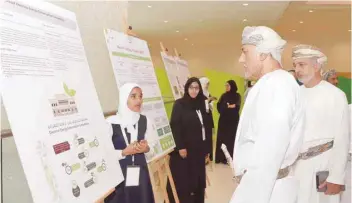  ??  ?? His Highness Sayyid Shihab bin Tareq al Said at the poster exhibition on the sidelines of annual TRC forum on Sunday.