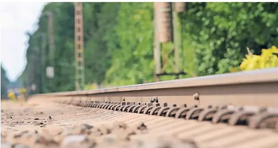  ?? FOTO: KEMPNER ?? Der Schiene kommt in Zukunft große Bedeutung bei der Mobilität in der Region zu.