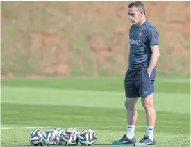  ??  ?? Paulo Bento during his stint as coach of Portugal in 2014.