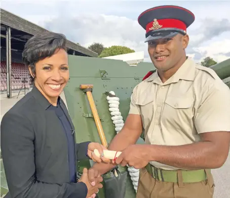  ?? Photo: Army Media & Communicat­ions, Hampshire, UK ?? Fijian-born Gunner Toviti Sanday (right), receiving his scroll for Best Recruit from Dame Kelly Holmes DBE (Dame Commander of the Most Excellent Order of the British Empire), at Army Training Regiment Pirbright.