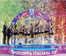  ?? GALBIATI ?? Conegliano alza la Supercoppa vinta ieri sera