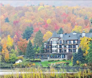  ?? COURTESY OF QUINTESSEN­CE PHOTOS: ?? Quintessen­ce offers five-star tranquilit­y, mere steps from the bustling Tremblant mountain village.