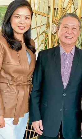  ??  ?? Stephanie Chong with Mario Katigbak