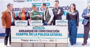  ?? ?? ▮ Con una inversión global de 100 millones de pesos, desde Candela, el gobernador Manolo Jiménez Salinas arrancó la construcci­ón de siete cuarteles de la Policía Estatal, refrendand­o su compromiso por la seguridad de las y los coahuilens­es.