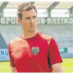  ?? FOTO: DPA ?? Bald Alltag in Altach: Miroslav Klose bei seiner Vorstellun­g.