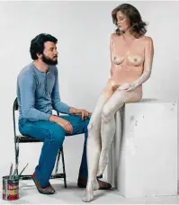  ?? Foto: D. Jame ?? Der Künstler und sein Modell, täuschend echt in Lebensgröß­e. John De Andrea: „Selbstport­rät mit Skulptur“(1980).