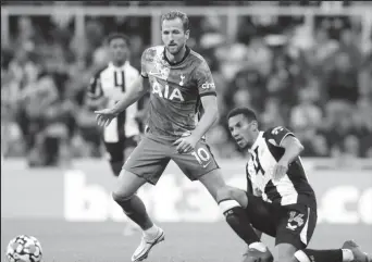  ?? REUTERS/Scott Heppell ?? Tottenham Hotspur’s Harry Kane in action with Newcastle United’s Isaac Hayden