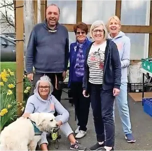  ?? ?? ●●Dr David Scott, Flossy his dog and volunteers at the Ramsbottom Pantry