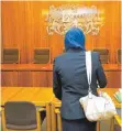  ?? FOTO: DPA ?? Aus Neutralitä­tsgründen sollen in den Gerichtssä­len keine Kopftücher mehr getragen werden.