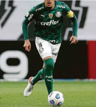  ?? Cesar Greco/palmeiras/divulgação ?? Após disputar três partidas com a seleção do Paraguai, o zagueiro Gustavo Gómez deve reforçar a defesa do Palmeiras contra o Internacio­nal