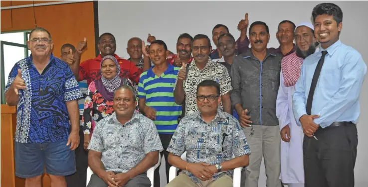  ?? Photo: Shratika Naidu ?? Sitting from left: Northern Division Secretary based at Commission­er Northern’s office Soko Tuima permanent secretary for the Office of the Prime Minister, Immigratio­n and Sugar Industry Yogesh Karan with the grant recipients.