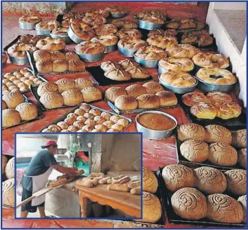  ??  ?? Panaderos esperar buenas ventas para el fin de mes, por el Día de Muertos