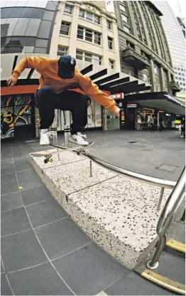  ??  ?? Hampshire crewneck sweatshirt, digger corduroy pants and internatio­nal camp cap,
all from an older season Butter Goods.