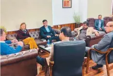  ?? Source: Sindh government ?? ■
Sindh Culture Minister, Syed Sardar Ali Shah, holds talks with Unesco’s delegation on Mohenjo Daro.