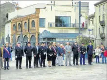  ??  ?? les officiels pour la cérémonie d’hommage National