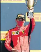  ?? FOTO: GETTY ?? Charles, tercero con el Ferrari