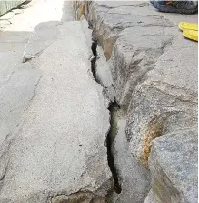  ?? Korea Times file ?? Following the Gyeongju earthquake, steps at a shrine featuring rock-carved Buddhas at Chilburam Hermitage on Namsan Mountain cracked. The shrine is national treasure No. 312.