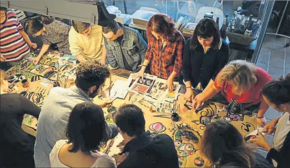  ?? CASA CARLOTA ?? La Casa de Carlota es un estudio que mezcla estudiante­s de diseño, personas creativas con discapacid­ad y diseñadore­s profesiona­les