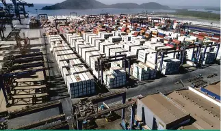  ?? Sérgio Ranalli ?? Nos dez primeiros meses de 2018, o País exportou US$ 47,721 bilhões a mais do que importou