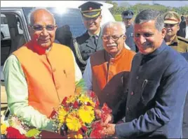  ??  ?? Haryana chief minister Manohar Lal Khattar and speaker Kanwar Pal welcoming governor Kaptan Singh Solanki as he arrives to deliver his address on the first day of the budget session at the Vidhan Sabha in Chandigarh on Monday. KESHAV SINGH/HT