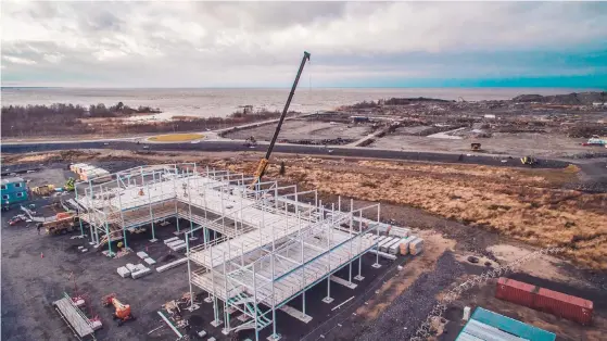  ?? FOTO: PRESSBILD/FENNOVOIMA ?? Fennovoima bygger inkvarteri­ng för närmare tusen byggnadsar­betare och i december pågår bygget av sex nya bostadshus.