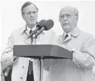  ?? RON EDMONDS/ASSOCIATED PRESS ?? Gov. William Donald Schaefer, right, campaigns for President George H.W. Bush in 1992. He suffered no lasting political damage from backing the Republican.