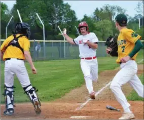  ??  ?? VVS senior Blake VanDreason ties the game 1-1off an Alex Kipp RBI single in the bottom of the sixth during Class B quarterfin­al action on Wednesday, May 29.