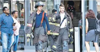  ??  ?? ► Chicago Fire, la serie que muestra el trabajo de los bomberos en dicha ciudad.