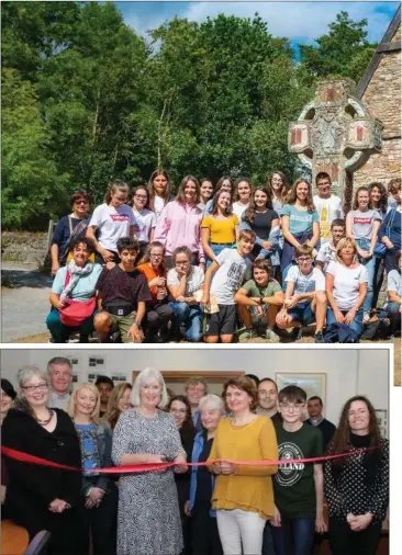  ??  ?? Lisa Bartsch (in yellow) and Madeleine Quirke cutting the ribbon on Slaney Language School’s new Rowe Street premises as the school marked its 20th anniversar­y.