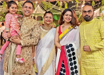  ??  ?? Raj Nidimoru and his wife Shhyamali De; Krishna D.K. and his wife Anuradha