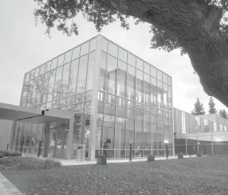  ?? JAMES TENSUAN/THE NEW YORK TIMES ?? The Taube Pavilion, a new mental health facility at El Camino Hospital in Mountain View, California. New research into the effects of our surroundin­gs is spurring the developmen­t of mental health facilities that feel more residentia­l.