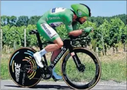  ??  ?? Mark Cavendish, con el maillot verde en la crono de ayer.