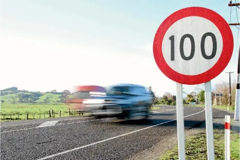  ?? PHOTO: CALLUM MCGILLIVRA­Y/ STUFF ?? Current road safety programmes overstate the ability of the posted speed limit to generate a high throughput of motor vehicles.