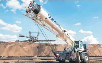  ?? FOTO: LIEBHERR ?? Wasel wird die neuen Liebherr-Geländekra­ne hauptsächl­ich im Braunkohle­tagebau einsetzen.