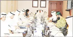  ??  ?? Minister Sheikh Salman addressing national celebratio­ns committee.