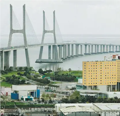  ??  ?? Parceria com a Lusoponte (pontes Vasco da Gama e 25 de Abril) é a mais antiga. Foi assinada em 1995