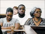  ?? CARA OWSLEY/CINCINNATI ENQUIRER ?? Audrey DuBose, right, is the mother of Sam DuBose, an unarmed black motorist killed during a traffic stop.