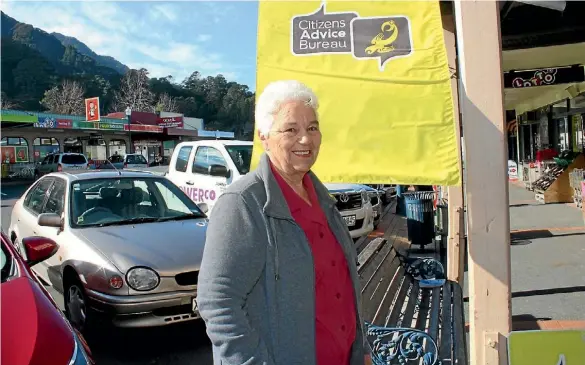  ??  ?? Te Aroha Citizens Advice Bureau manager Shirley Gillard has raised a red flag over the Waikato town’s housing crisis.