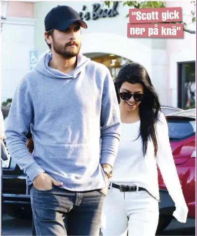  ??  ?? "SCOTT GICK NER PÅ KNÄ" Av- och på- relationen mellan Scott Disick och Kourtney Kardashian verkar vara på igen. Enligt uppgift har stjärnorna hittat tillbaka till varandra efter uppbrottet i somras.