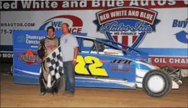  ?? SUBMITTED PHOTO -RICH KEPNER ?? Ray Woodall, left, stands in victory lane on May 21 at Big Diamond after scoring his first career win.