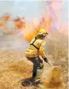  ??  ?? Hay más de 7 mil brigadista­s para combatir los incendios.