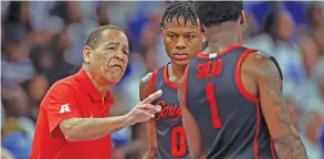  ?? GETTY IMAGES ?? Houston’s Kelvin Sampson has put together a defensive-oriented team that plays with terrific intensity. The Cougars, out of the American Athletic Conference, figure to benefit from the Final Four being played in their backyard.