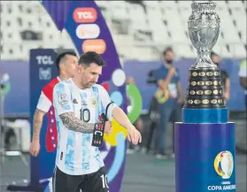  ?? FOTO: AP ?? Leo Messi, capitán del Barça y de la selección de Argentina