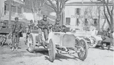  ?? FOTOS: DAIMLER (4), GJ ?? 1901 belegten drei Mercedes 35 PS die ersten Plätze beim Bergrennen von Nizza nach La Turbie. Die Gemeinde liegt oberhalb von Monaco.