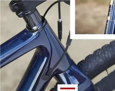  ??  ?? LEFT Internal routing ensures this bike keeps its sleek looks intact
BELOW Avid Centerline discs bring costs down but lack performanc­e