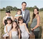  ?? SULLIVAN CAMPAIGN ?? Jesse Sullivan with wife Monique and their five children in a video his gubernator­ial campaign released over the weekend.