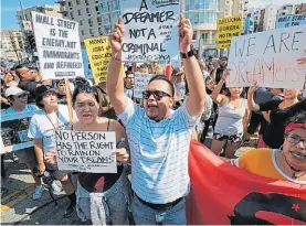  ?? AP ?? Protesta. Una marcha de “dreamers” en favor de los inmigrante­s.