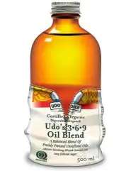  ??  ?? The seeds, grains and nuts selected for Udo’s Choice 3-6-9 Oil Blend are obtained from certified organic farmers.